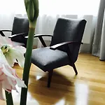 Design Apartment In Park